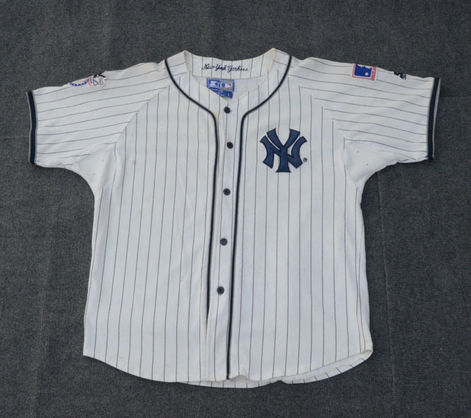 MLB New York Yankees Jersey Size L 