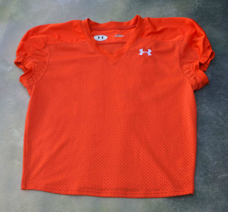 under armour youth xl size